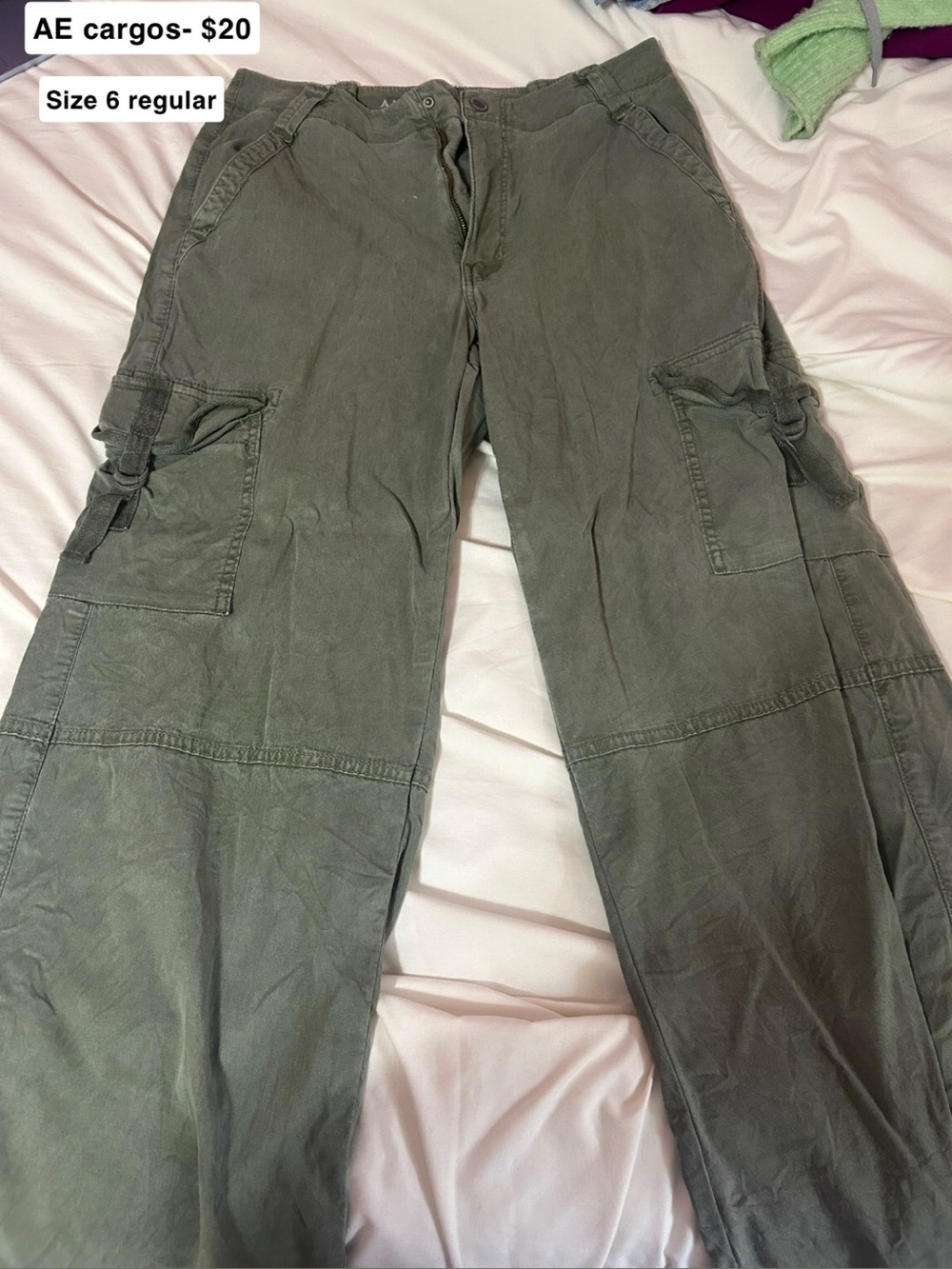 AE Cargo Pants - Olive Green